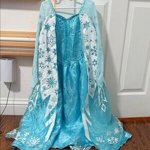 Disney Frozen Elsa Costume - size 4-6 years old